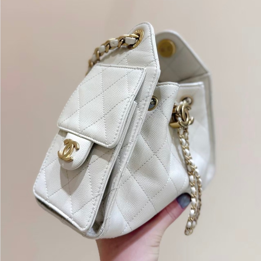 Chanel 2026 New Genuine Leather Women's Bag: Stylish and Versatile Crossbody Bag - Picture 6 of 10